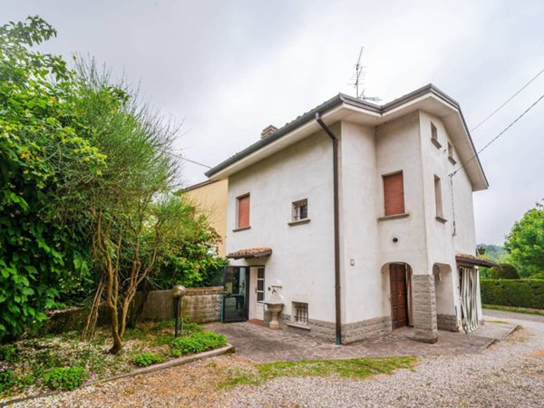 casa indipendente in vendita a Scandiano in zona San Ruffino