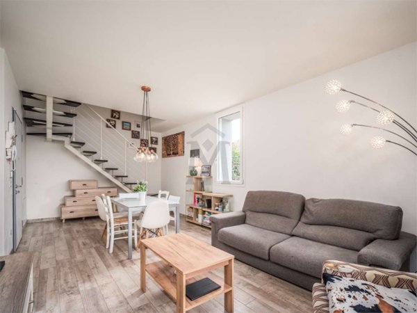 casa semindipendente in vendita a Scandiano in zona Pratissolo