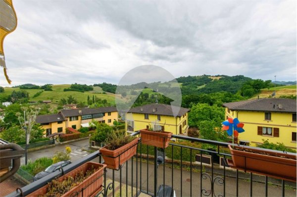 casa semindipendente in vendita a Scandiano in zona Iano