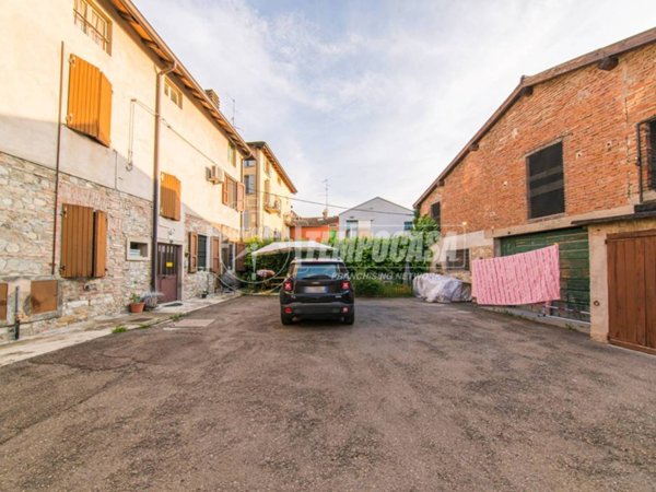 casa indipendente in vendita a Scandiano in zona Arceto