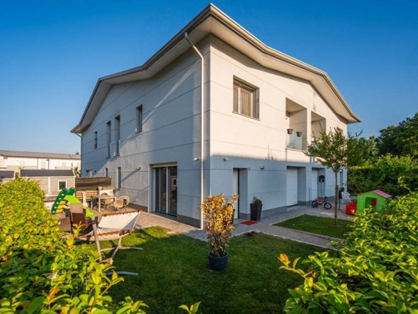 casa indipendente in vendita a Scandiano