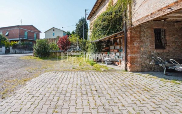 casa indipendente in vendita a Scandiano in zona Ventoso