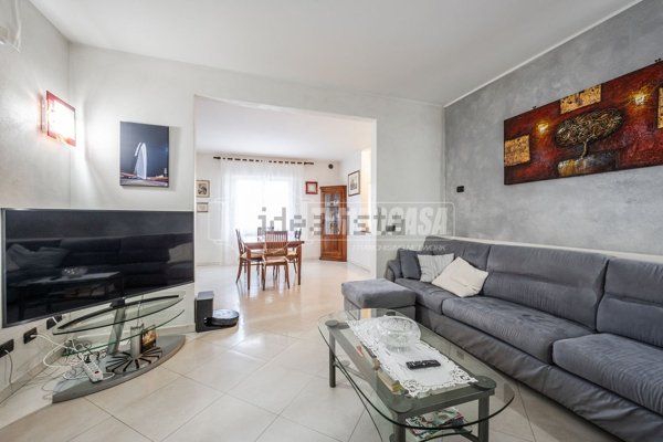 casa indipendente in vendita a Scandiano