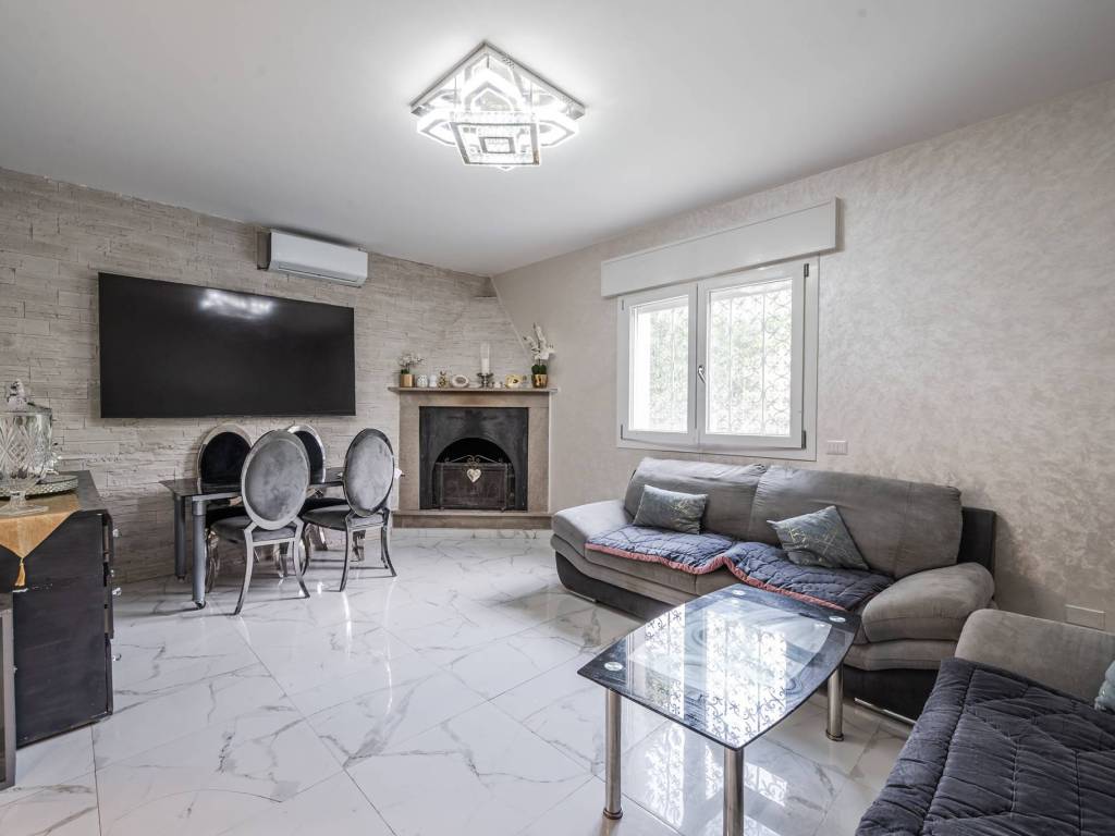 casa indipendente in vendita a Scandiano