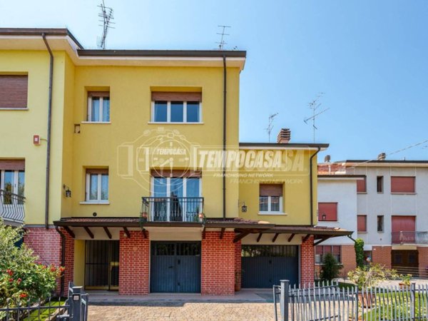 casa indipendente in vendita a Scandiano