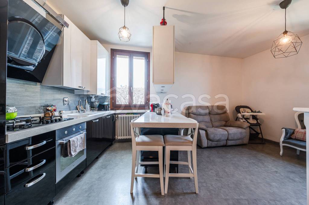 appartamento in vendita a Scandiano in zona Ca' de' Caroli