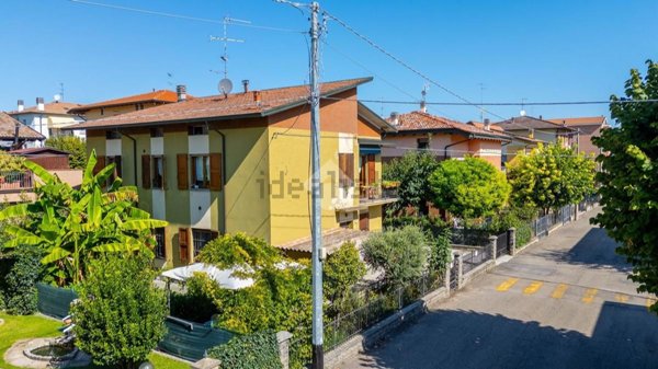 casa indipendente in vendita a Scandiano in zona Arceto