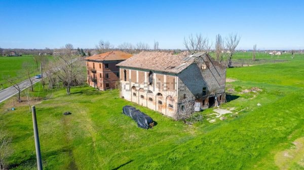 casale in vendita a Scandiano in zona Arceto