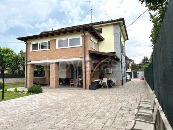 casa indipendente in vendita a Scandiano in zona Arceto