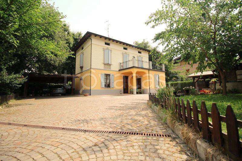 casa indipendente in vendita a Scandiano