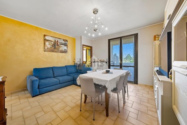 appartamento in vendita a Scandiano in zona Iano