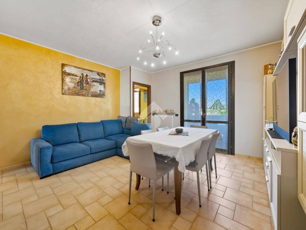 appartamento in vendita a Scandiano in zona Iano