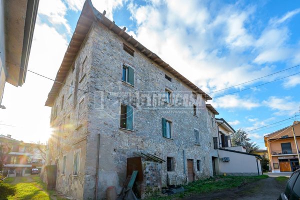 casale in vendita a Scandiano