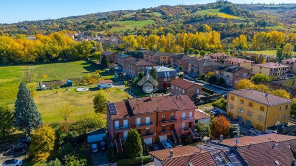 casa indipendente in vendita a Scandiano in zona Iano