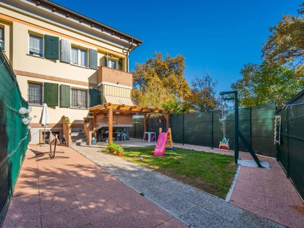 appartamento in vendita a Scandiano in zona Chiozza