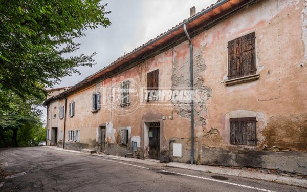 appartamento in vendita a Scandiano in zona Ventoso