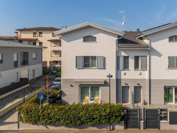 casa indipendente in vendita a Scandiano