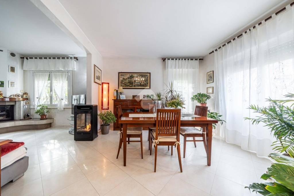 casa indipendente in vendita a Scandiano