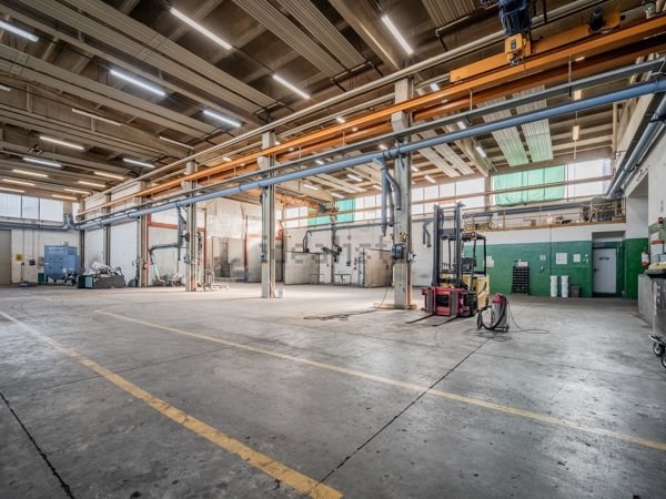 capannone in vendita a Scandiano in zona Pratissolo