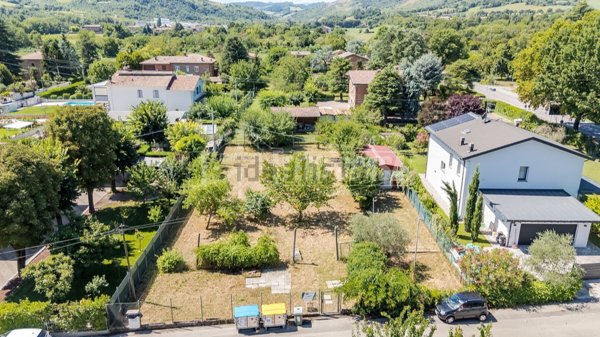 terreno edificabile in vendita a Scandiano in zona Pratissolo