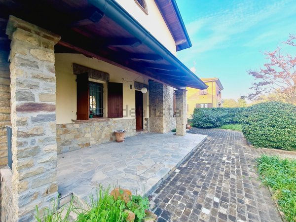 casa indipendente in vendita a Scandiano
