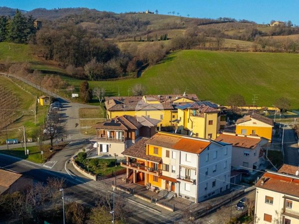 casa indipendente in vendita a Scandiano in zona Iano