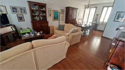 casa indipendente in vendita a Scandiano