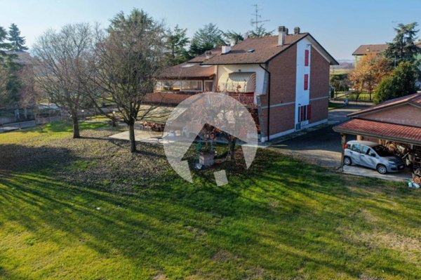 casa indipendente in vendita a Scandiano in zona Pratissolo