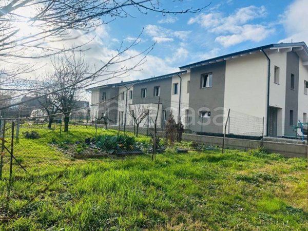 casa indipendente in vendita a Scandiano in zona Bosco