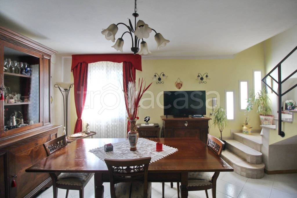 casa indipendente in vendita a Scandiano