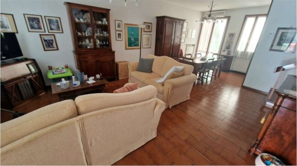casa indipendente in vendita a Scandiano