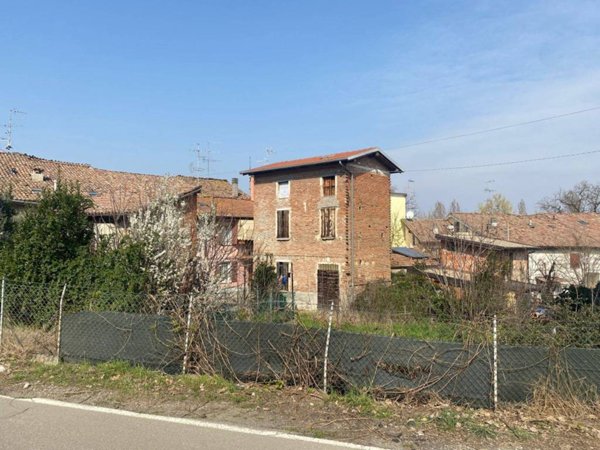 casa indipendente in vendita a Scandiano in zona Ventoso