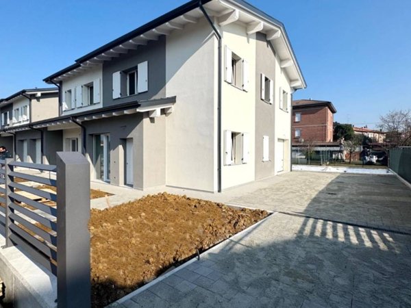 casa indipendente in vendita a Scandiano in zona Bosco