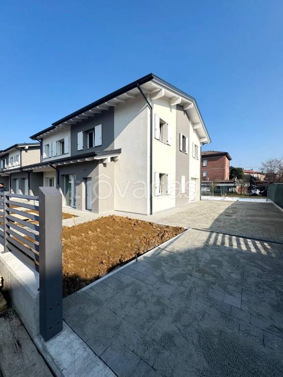 casa indipendente in vendita a Scandiano in zona Bosco