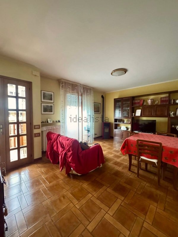 casa indipendente in vendita a Scandiano in zona Iano