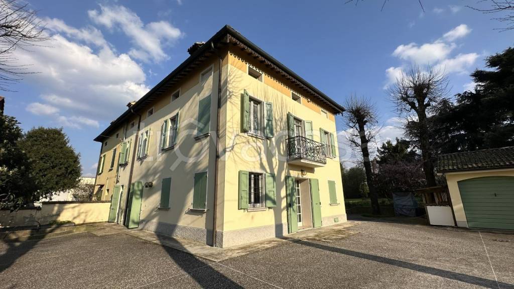 casa indipendente in vendita a Scandiano
