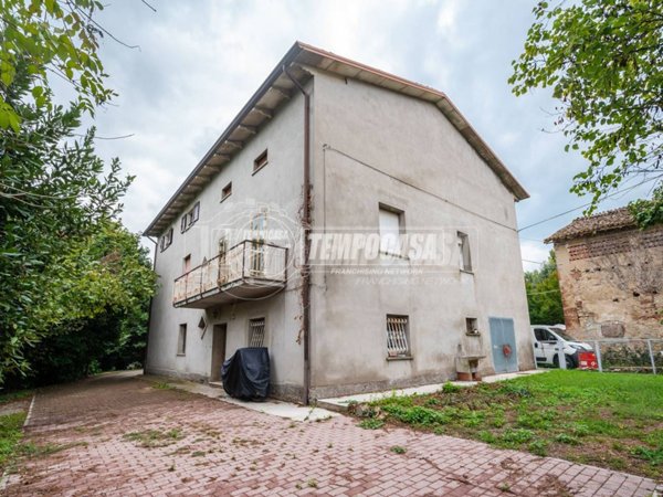 appartamento in vendita a Scandiano in zona Pratissolo