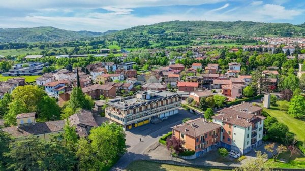 ufficio in vendita a Scandiano