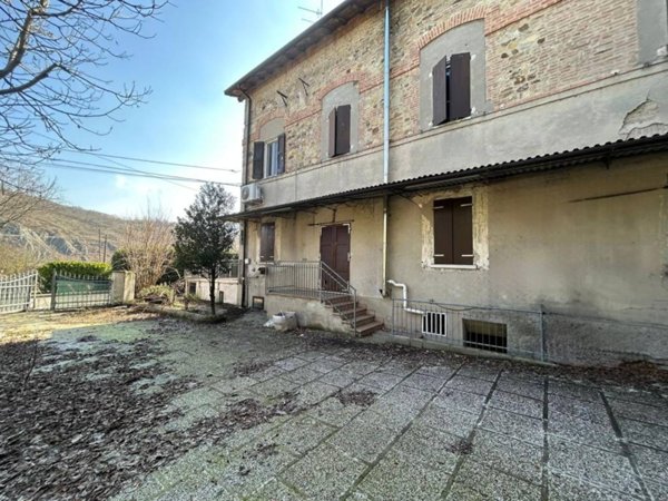 appartamento in vendita a Scandiano in zona Iano