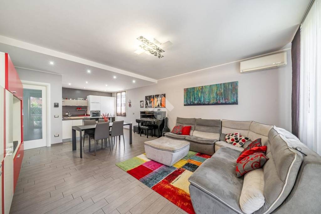 casa indipendente in vendita a Scandiano in zona Arceto