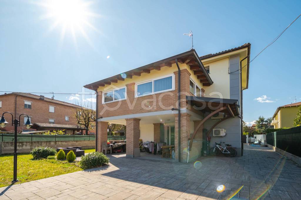 casa indipendente in vendita a Scandiano in zona Arceto