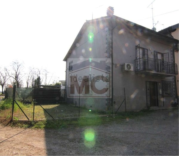 casa indipendente in vendita a Scandiano in zona Arceto