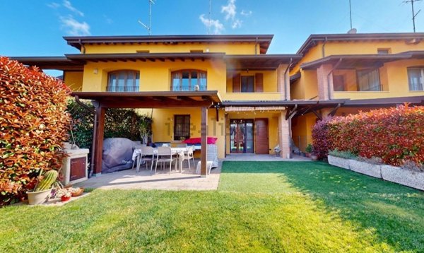 appartamento in vendita a Scandiano in zona Iano