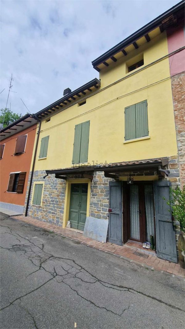 casa indipendente in vendita a Scandiano in zona Ventoso