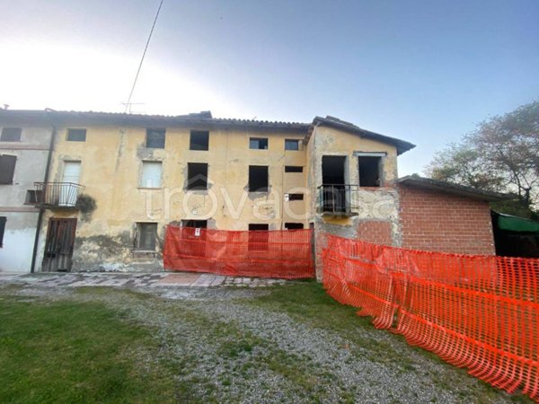 casa indipendente in vendita a Scandiano in zona Arceto