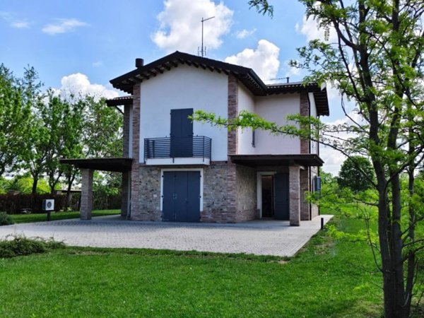casa indipendente in vendita a Scandiano in zona Bosco