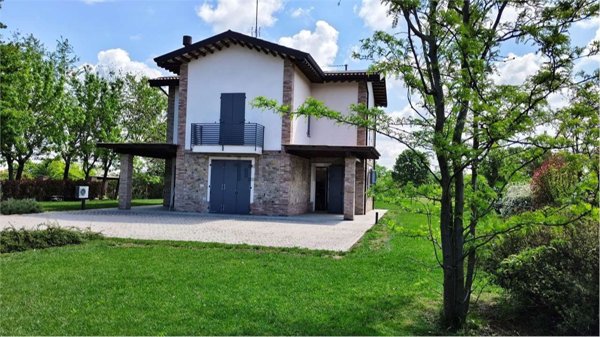 casa indipendente in vendita a Scandiano