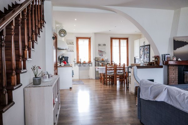 casa indipendente in vendita a Scandiano in zona Chiozza