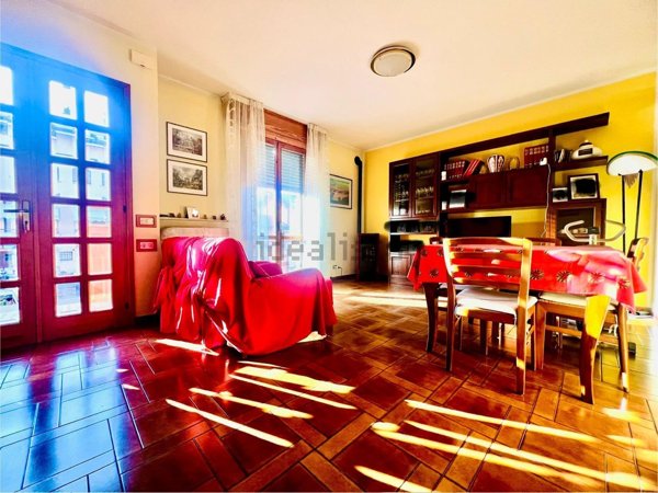 casa indipendente in vendita a Scandiano in zona Iano