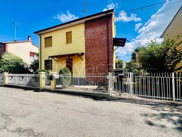 casa indipendente in vendita a Scandiano